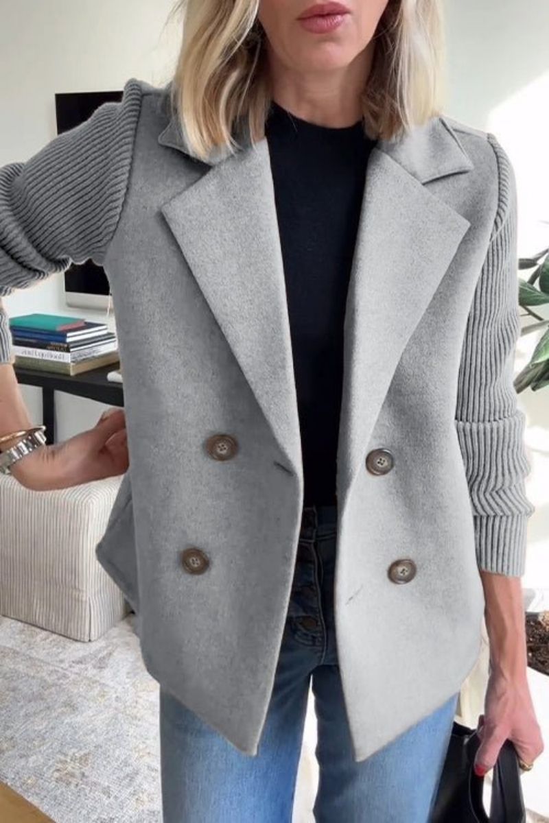 Dames Blazer met Gebreide Mouwen en Dubbele Knopenrij