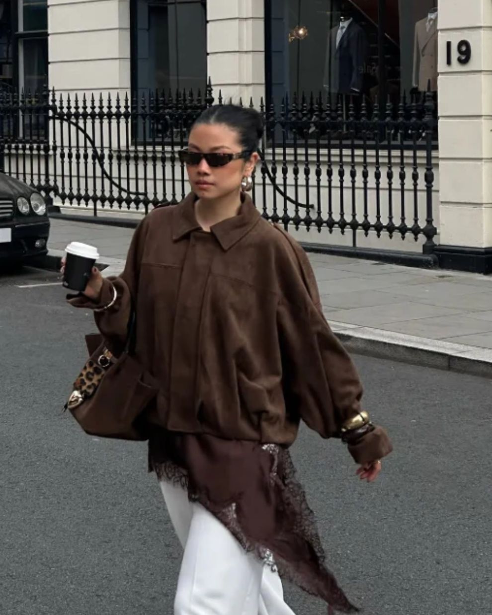 Dames Oversized Suède Jas met Verlaagde Schouders en Knoopsluiting