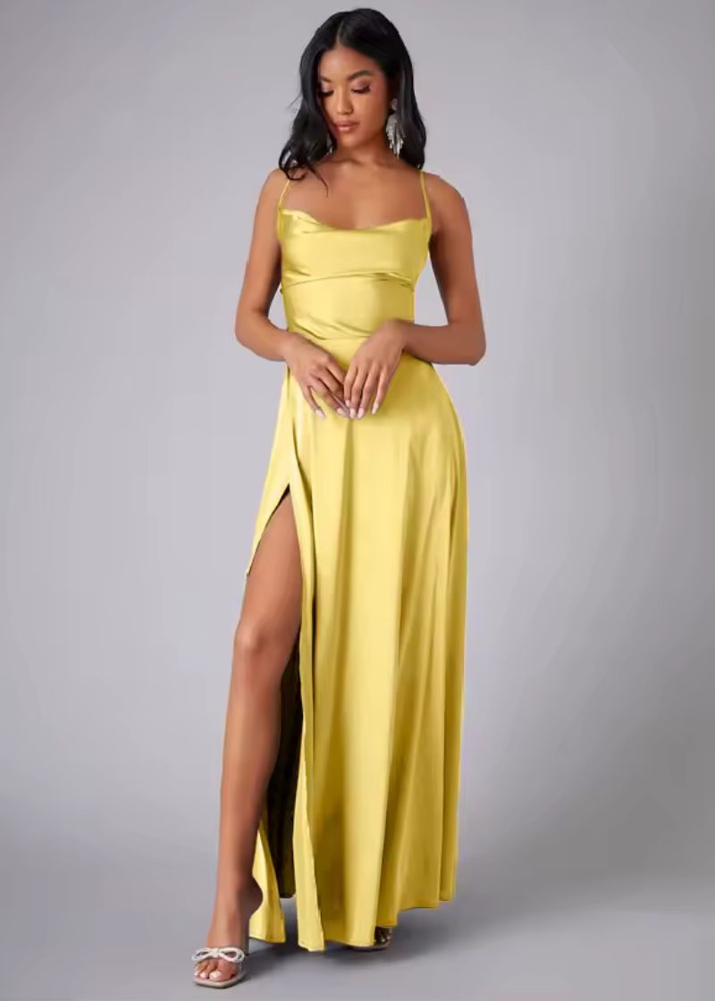 Satijnlook Maxi Galajurk met Hoge Split en Open Rug
