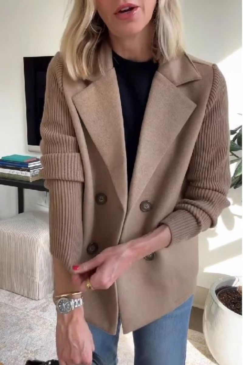 Dames Blazer met Gebreide Mouwen en Dubbele Knopenrij